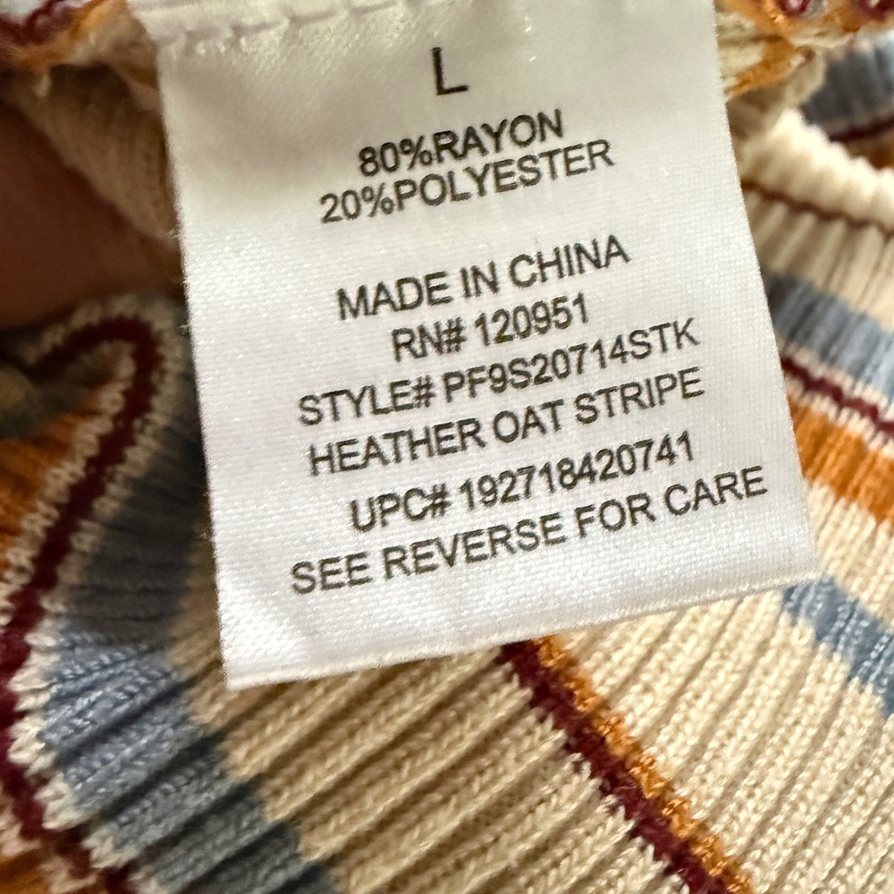 Pink Republic Women Heather Oat Stripe Mock Neck Ribbed Crop Sweater Large - Picture 4 of 7